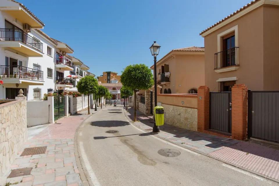 Habitacion En Casa Vacacional Fuengirola Ngoại thất bức ảnh