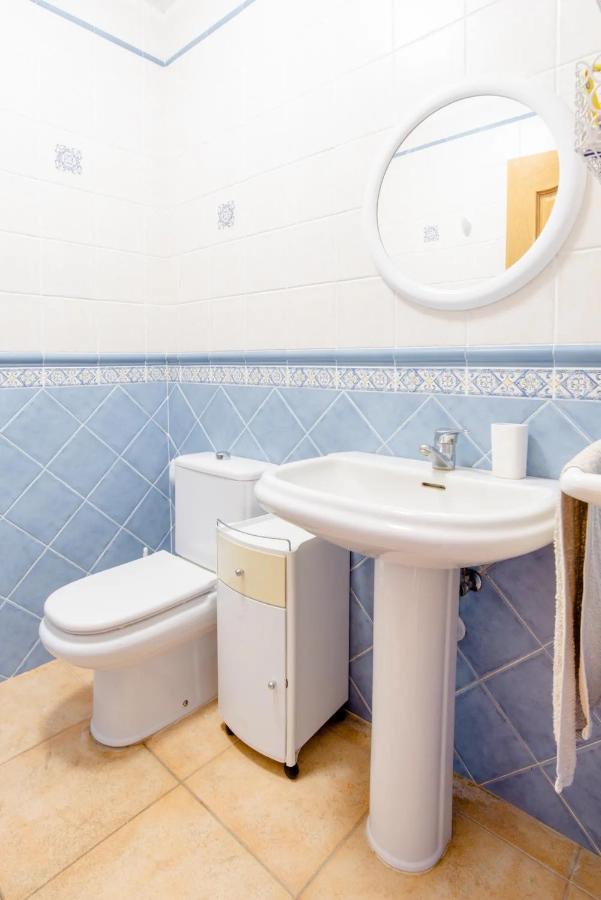 Habitacion En Casa Vacacional Fuengirola Ngoại thất bức ảnh
