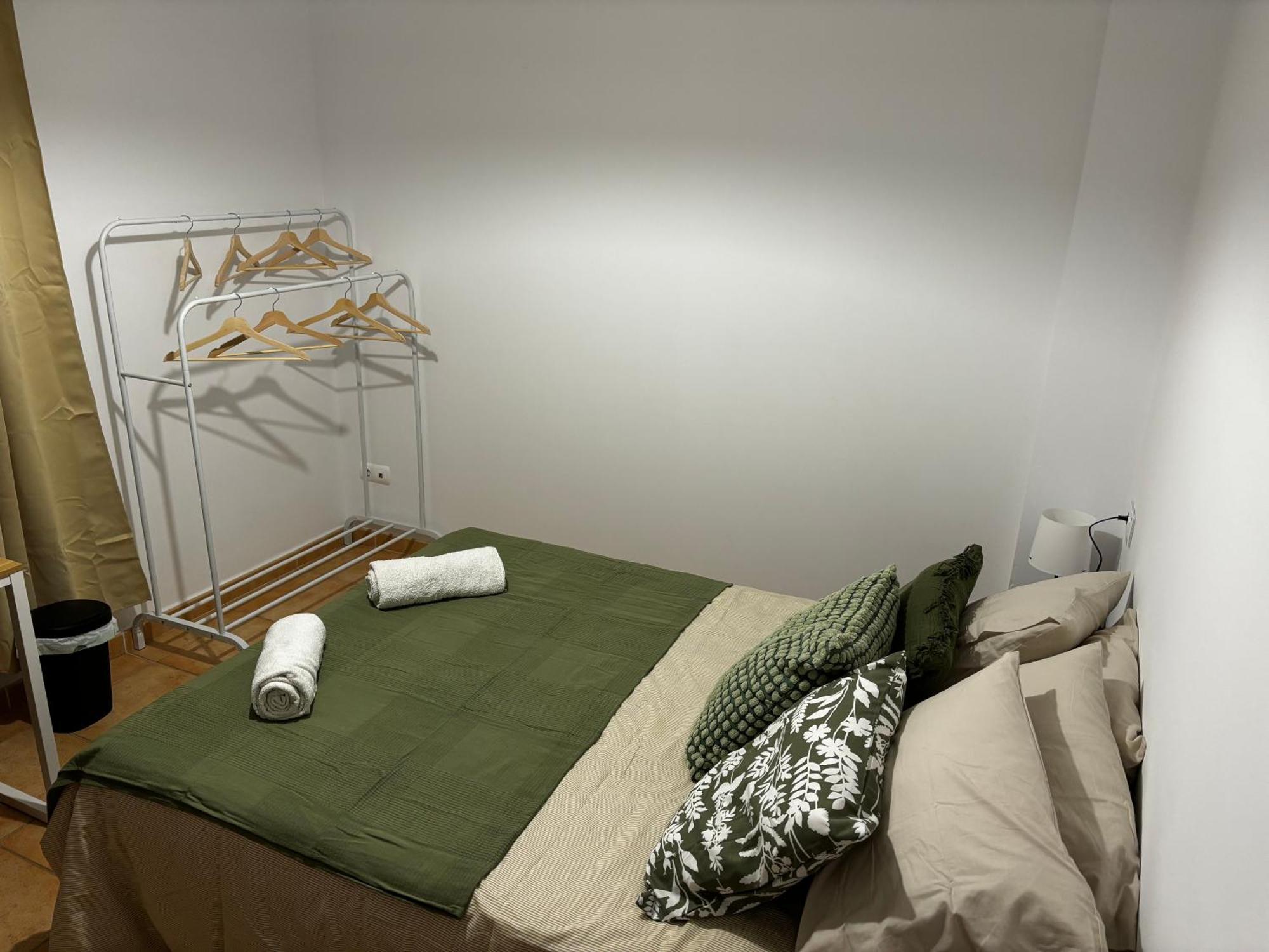 Habitacion En Casa Vacacional Fuengirola Ngoại thất bức ảnh